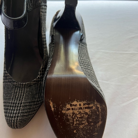 Size 9 Vintage Stuart Weitzman Pumps - Picture 5 of 5